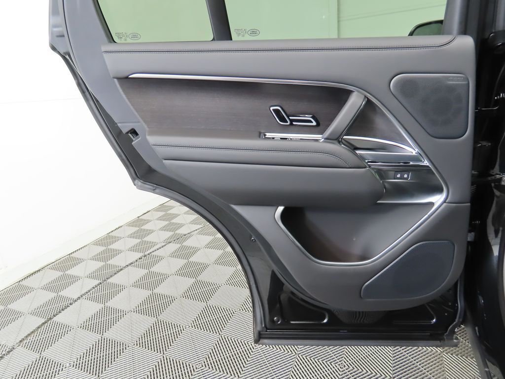 Thumbnail: 2026 Land Rover Range Rover - 25