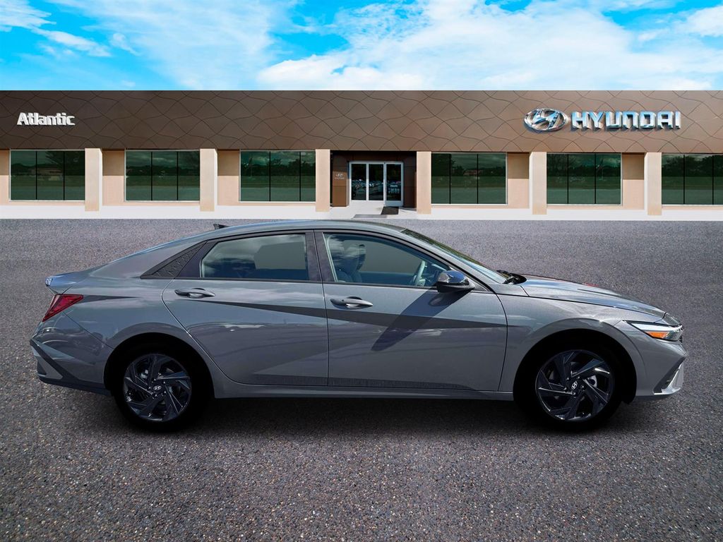 New 2026 Hyundai Elantra Sedan