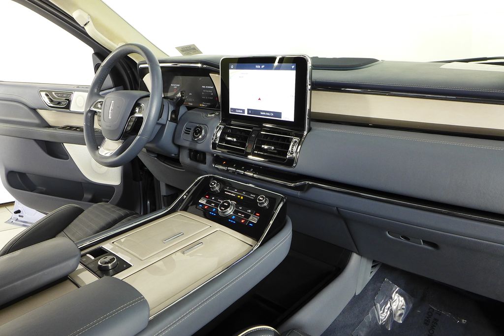 2021 Lincoln Navigator Black Label 14