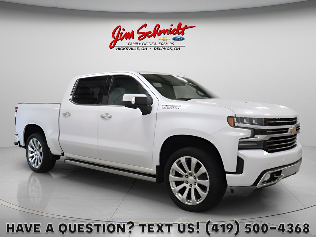 White (Iridescent Pearl Tricoat) 2022 Chevrolet Silverado 1500 Pickup Truck Four-Wheel Drive Automatic
