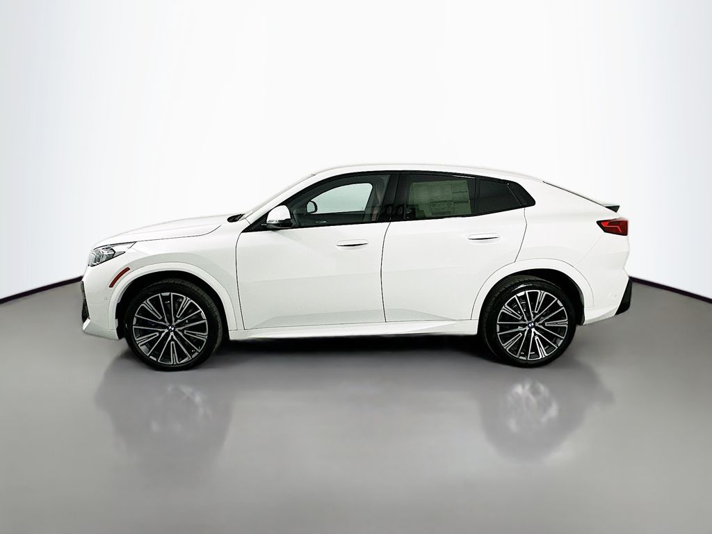 Thumbnail: 2026 BMW X2 - 8