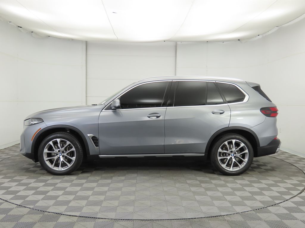 Thumbnail: 2024 BMW X5 - 8