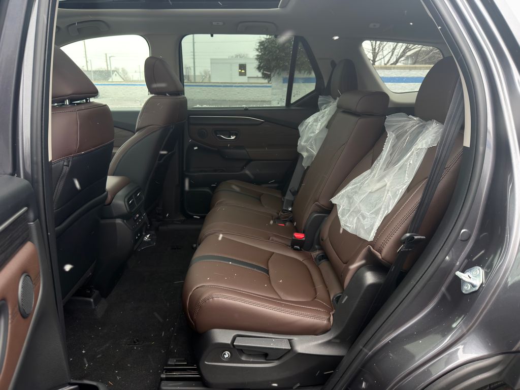 Thumbnail: 2026 Honda Pilot - 20