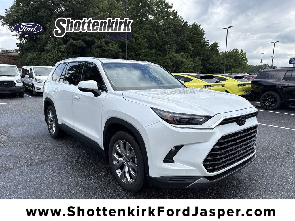 Pearl 2024 Toyota Grand Highlander SUV / Crossover Front-Wheel Drive 8-Speed Automatic