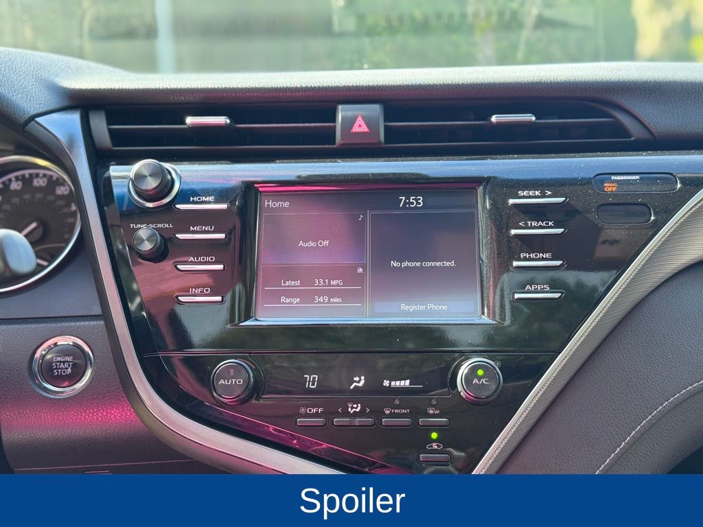 2018 Toyota Camry SE
