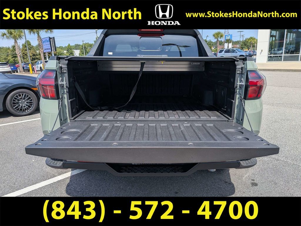 Used 2025 Hyundai Santa Cruz Truck