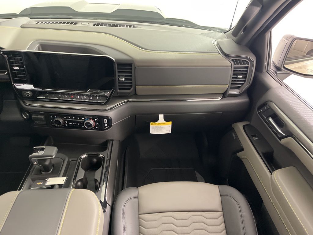 Thumbnail: 2026 Chevrolet Silverado 1500 - 16