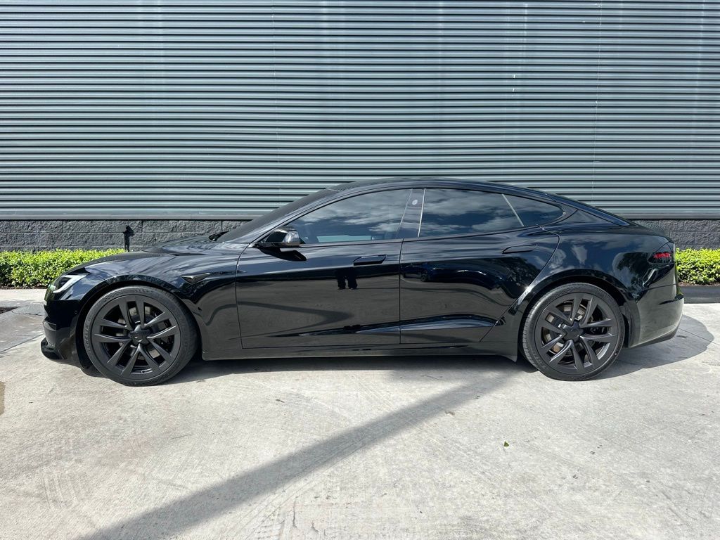 Thumbnail: 2022 Tesla Model S - 2