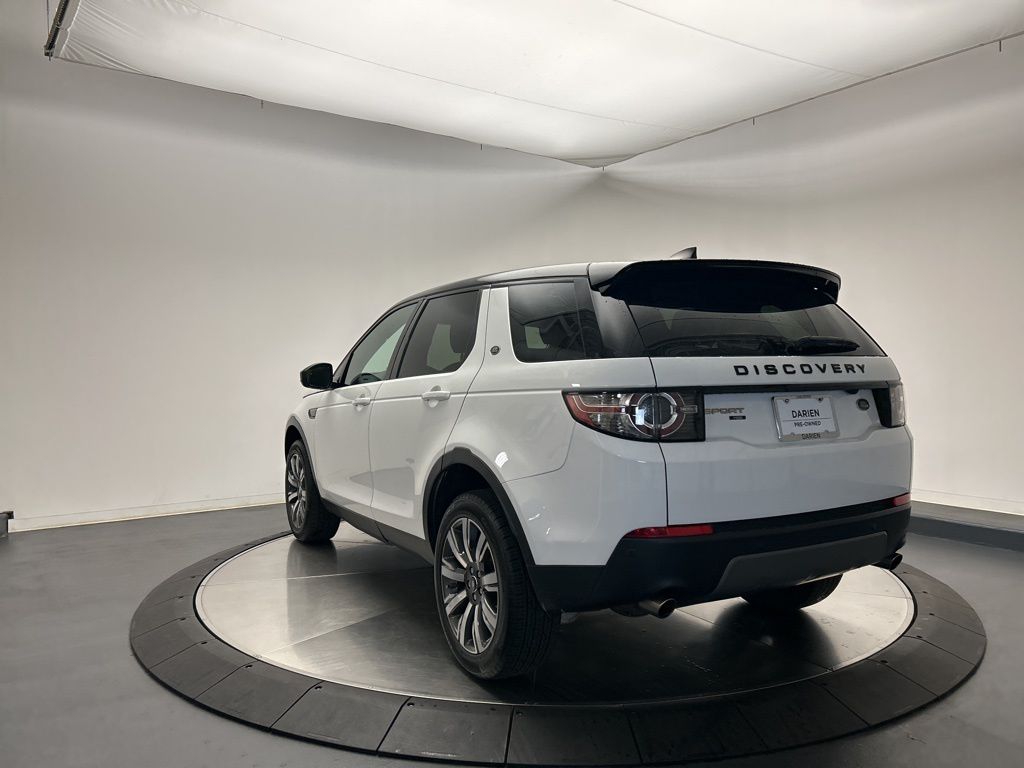 Thumbnail: 2019 Land Rover Discovery Sport - 3