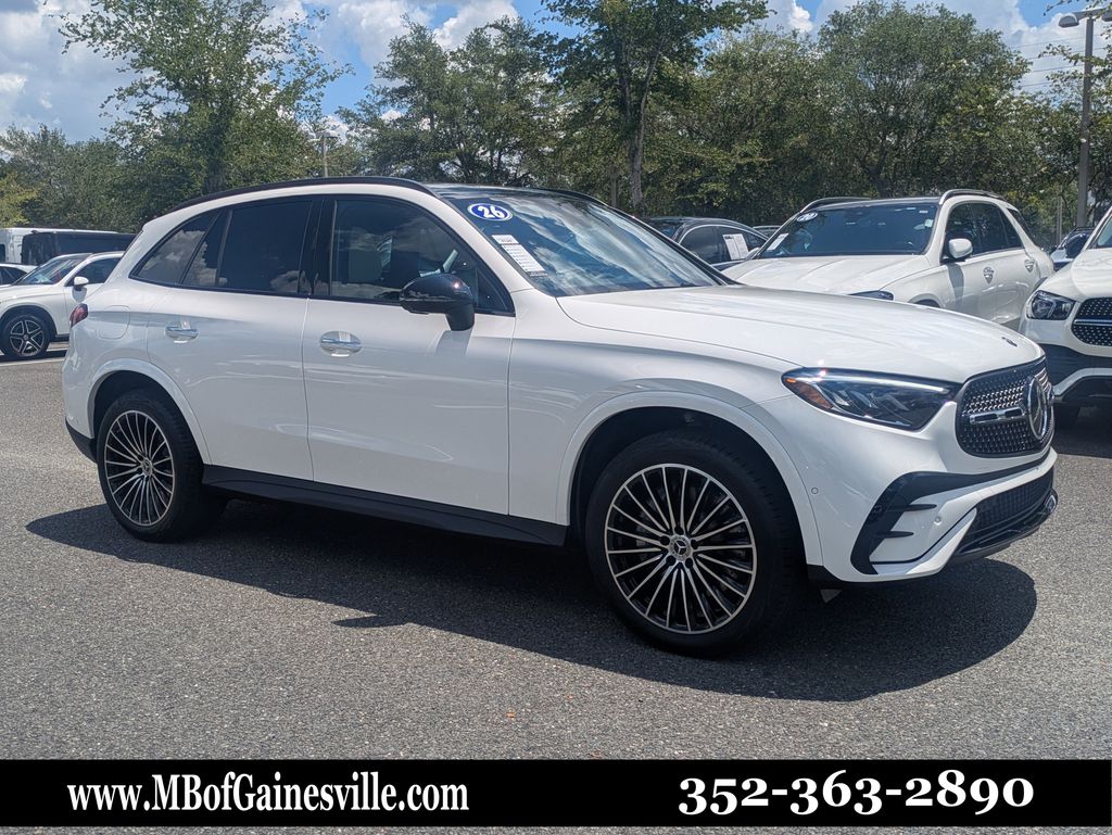 Polar White 2026 Mercedes-Benz GLC 300 RWD SUV / Crossover Rear-Wheel Drive 9-Speed Automatic
