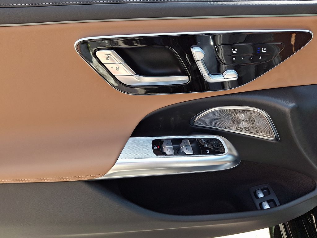 Thumbnail: 2026 Mercedes-Benz E-Class - 8