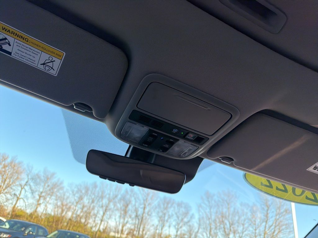 Thumbnail: 2022 Honda Pilot - 14