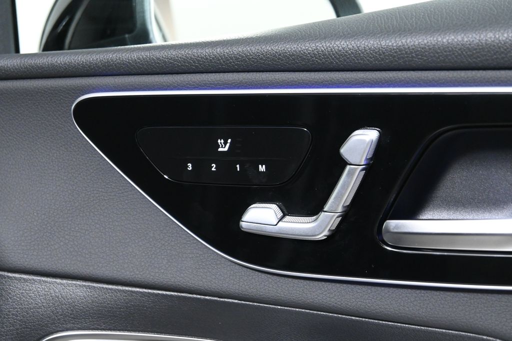 Thumbnail: 2026 Mercedes-Benz GLC - 22