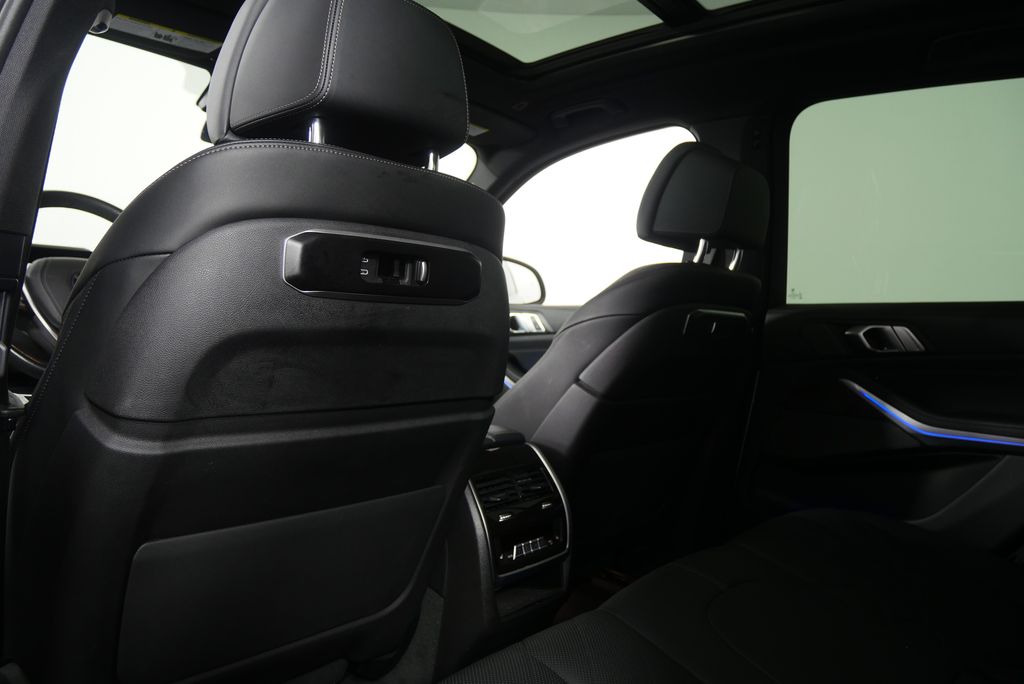 Thumbnail: 2024 BMW X5 - 19