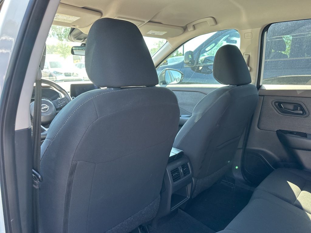 2023 Glacier White Nissan Rogue S AWD SUV