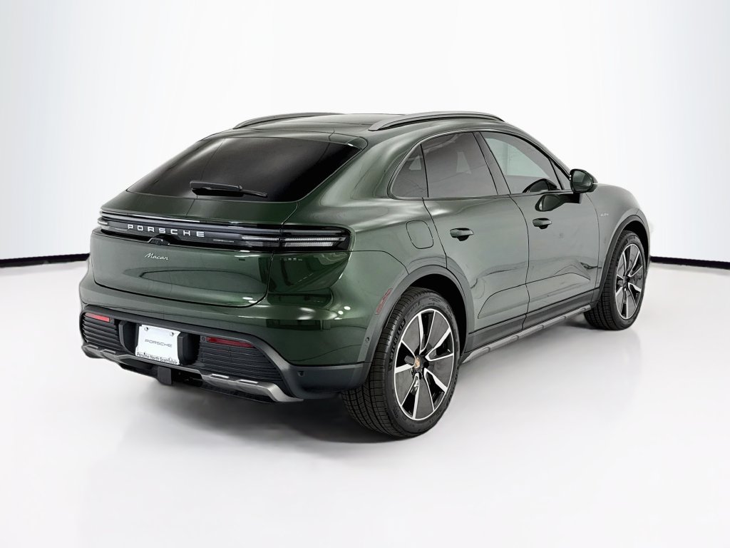 New 2026 Green Porsche  image 7