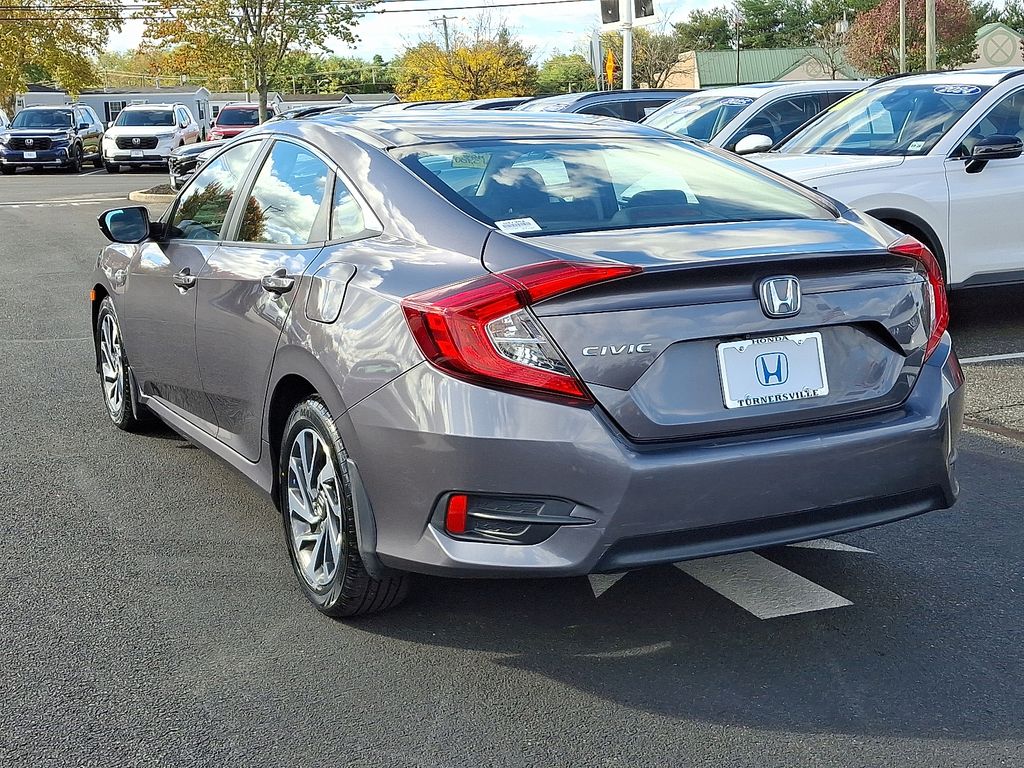 Thumbnail: 2016 Honda Civic - 4