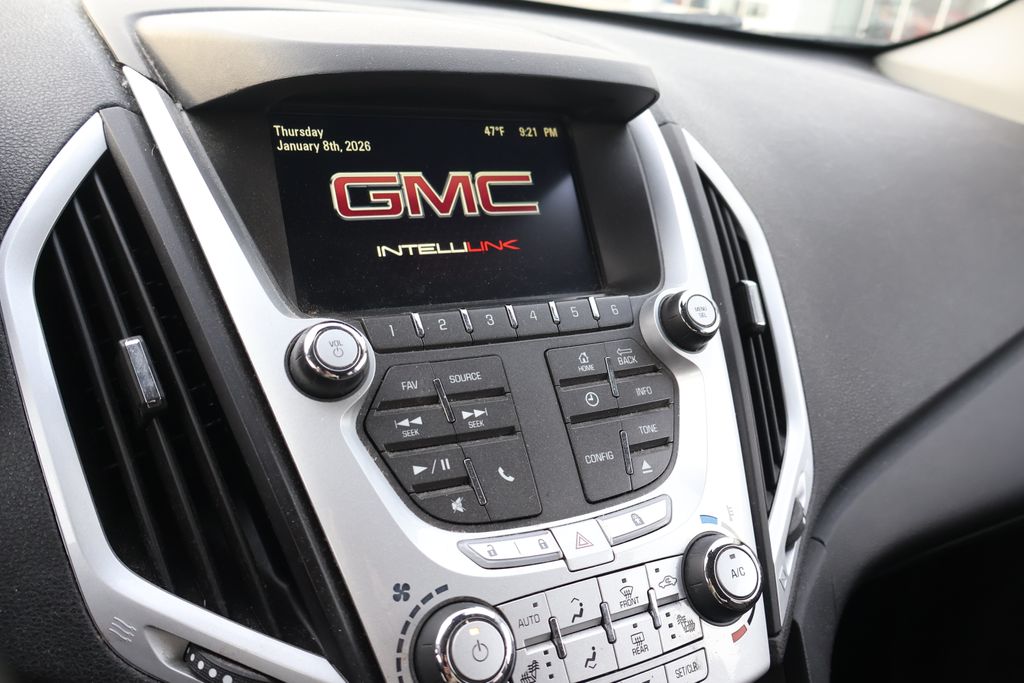 Thumbnail: 2015 GMC Terrain - 21