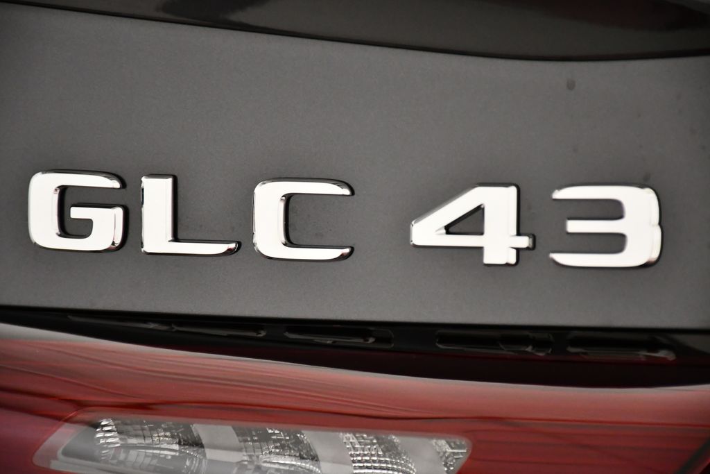 Thumbnail: 2026 Mercedes-Benz GLC - 10