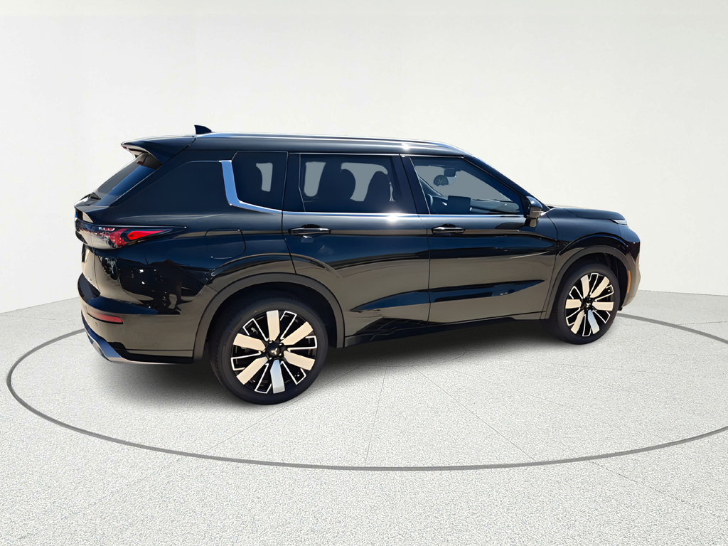 2026 Mitsubishi Outlander SEL - 6