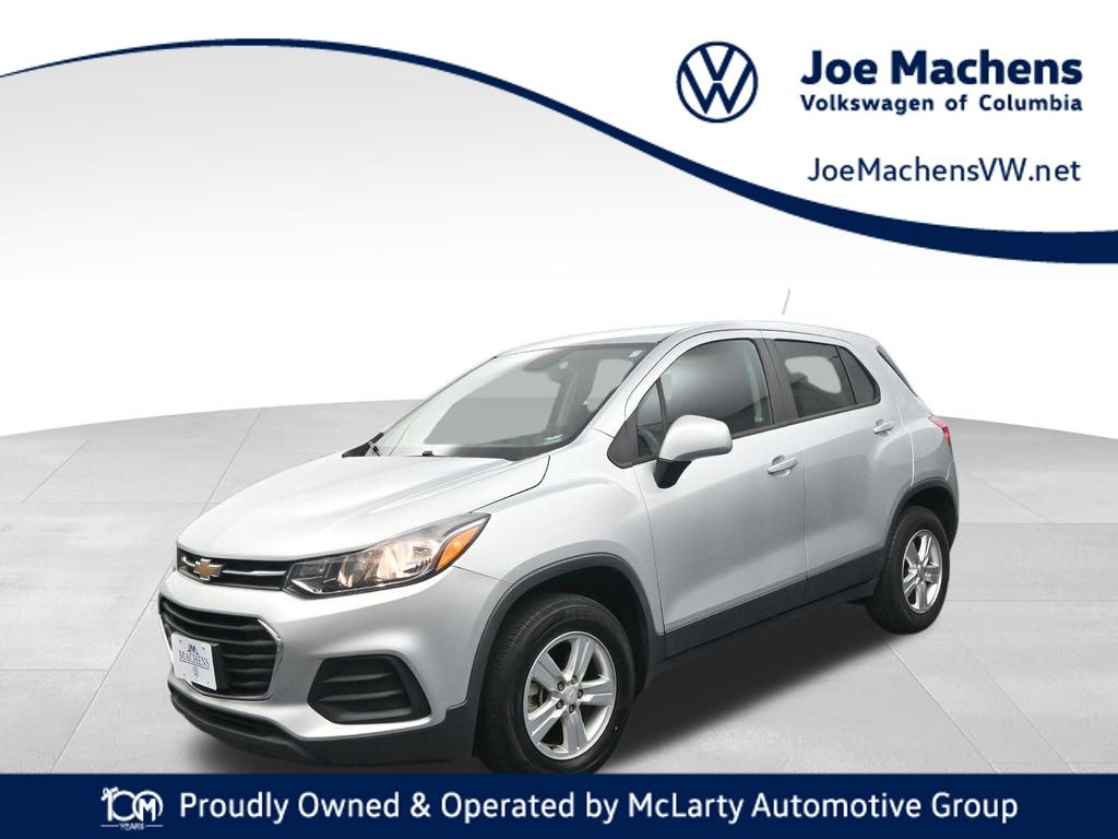 Silver Ice Metallic 2017 Chevrolet Trax LS AWD SUV / Crossover All-Wheel Drive 6-Speed Automatic