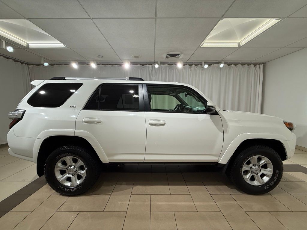 2020 Toyota 4Runner TRD Off Road 6
