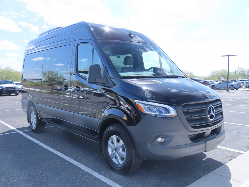 Thumbnail: 2026 Mercedes-Benz Sprinter - 3