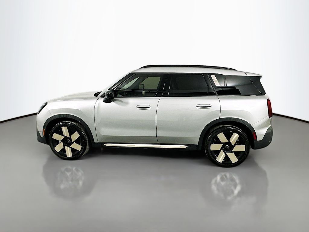 2025 MINI Cooper Countryman Base 8