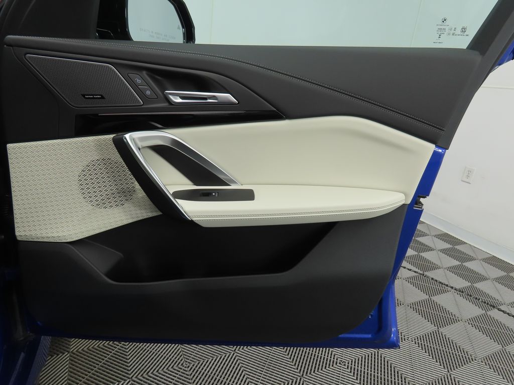 Thumbnail: 2026 BMW X1 - 25