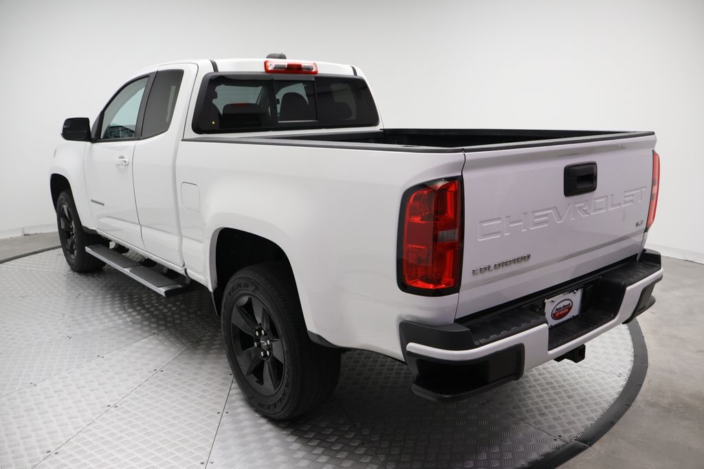 Thumbnail: 2022 Chevrolet Colorado - 11