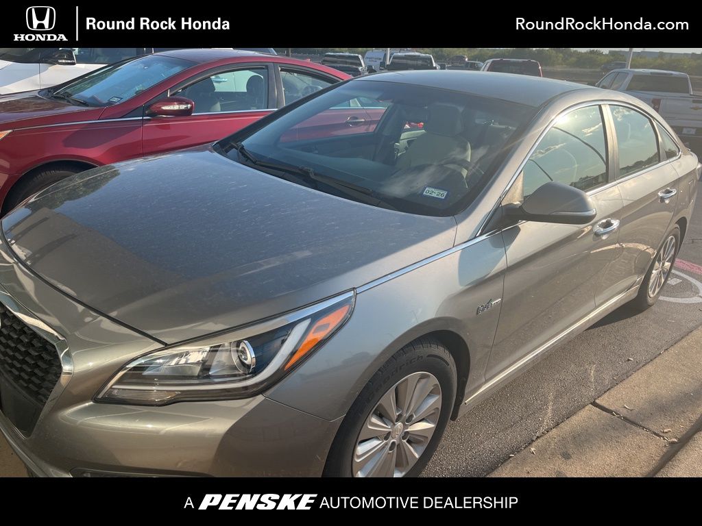 Thumbnail: 2017 Hyundai Sonata - 1