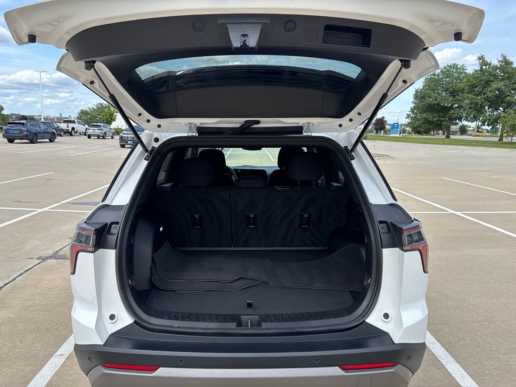 Used 2026 Chevrolet Equinox SUV