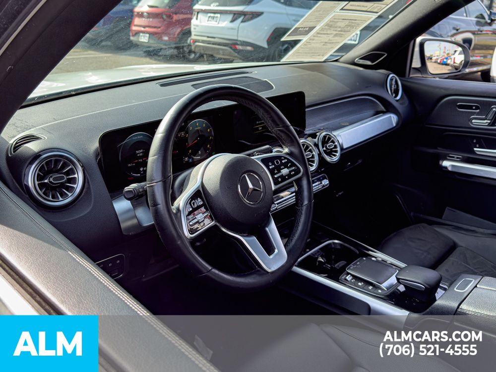 Used 2022 Polar White Mercedes-Benz GLB 250 image 12