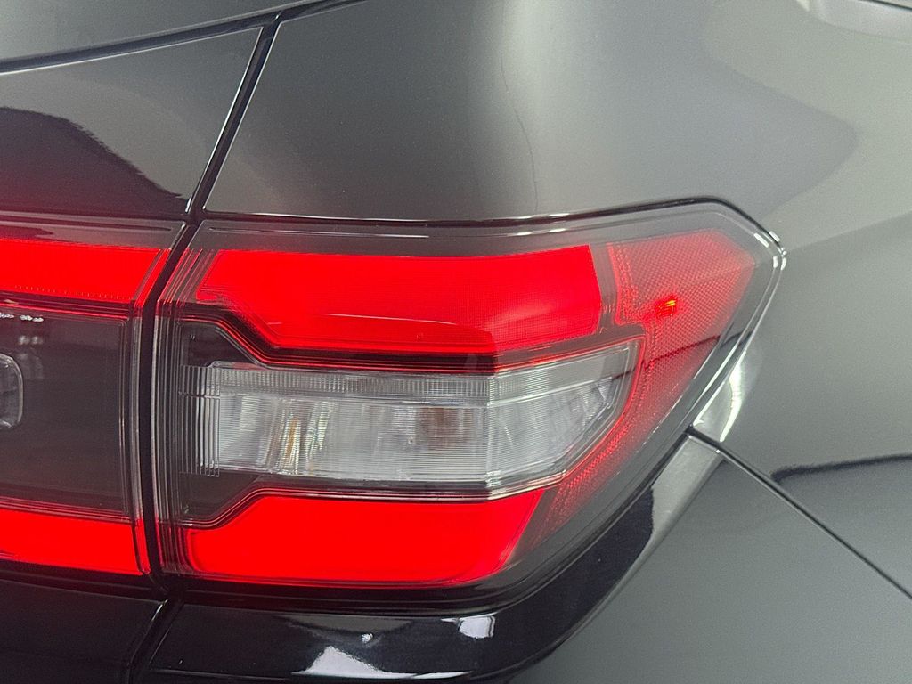 Used Car 2025 Honda Pilot  Touring For Sale Under $50,000 In Austin, Texas