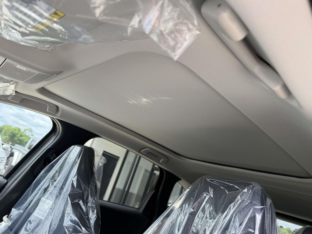 New 2026 White Mazda 2.5 S Premium Plus image 4