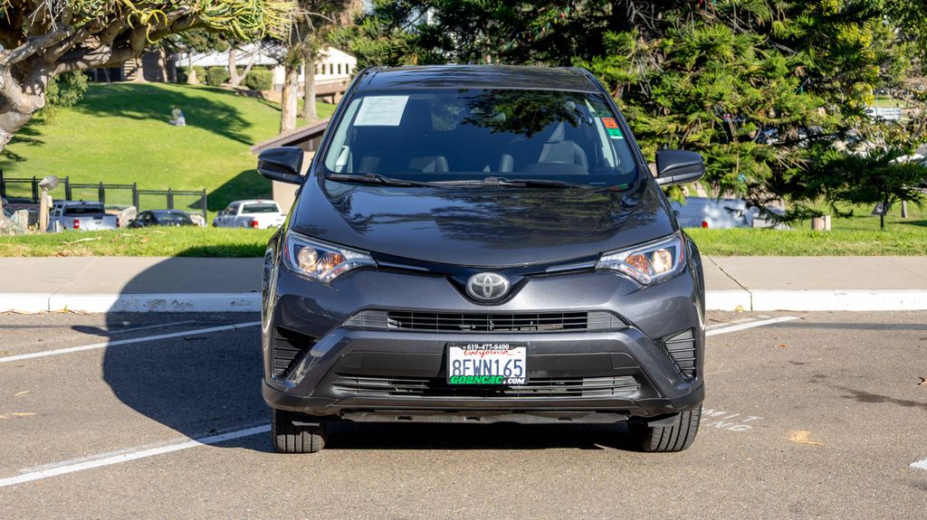 Used 2018 Toyota RAV4 LE 4D Sport Utility