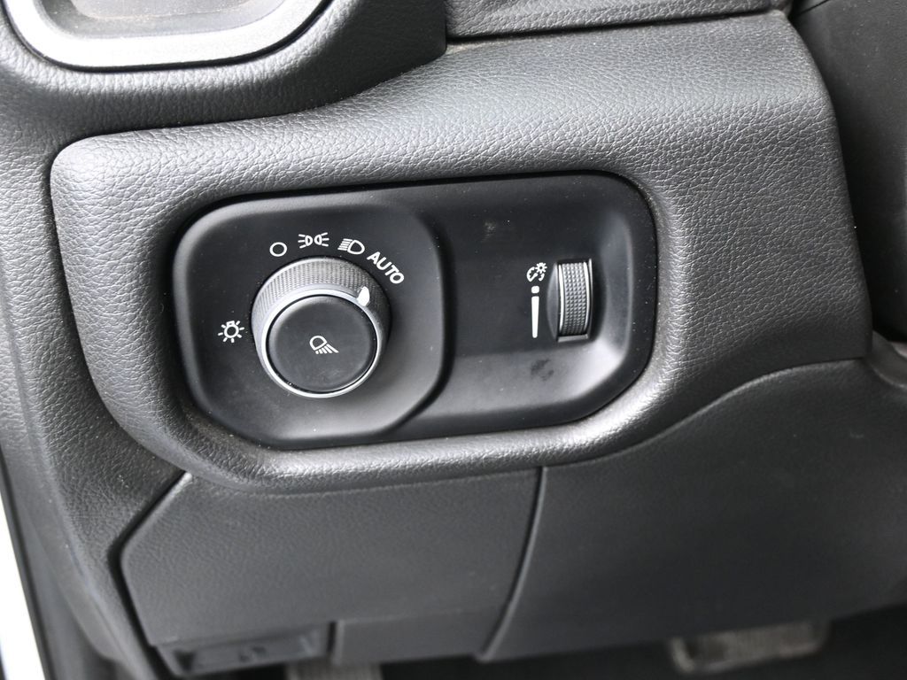 Used 2024 Bright White Clearcoat Ram Tradesman image 16