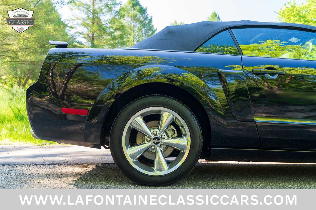 2007 Ford Mustang 124