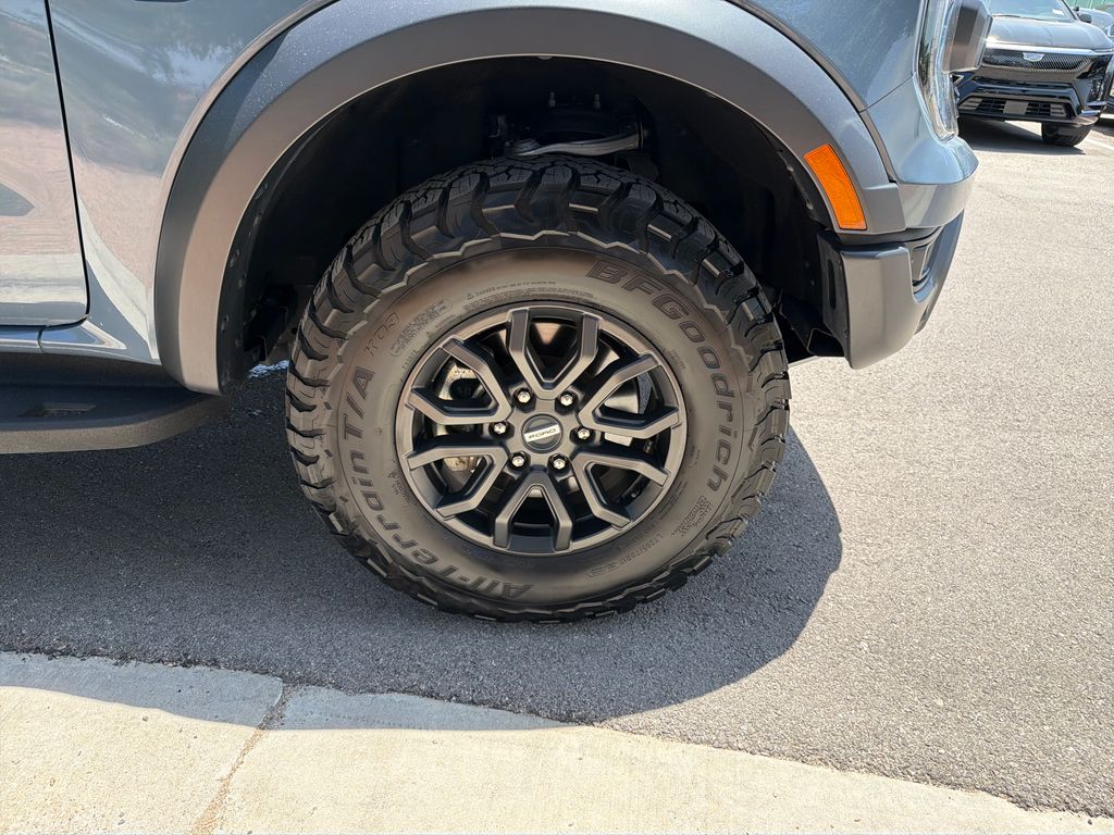 Used 2025 Gray Ford Raptor image 15