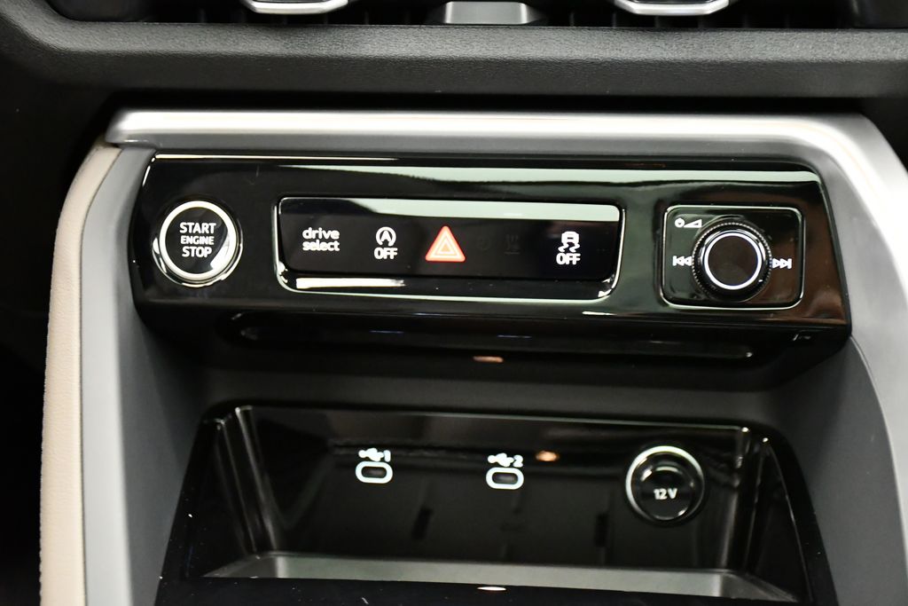 Thumbnail: 2025 Audi Q5 - 28