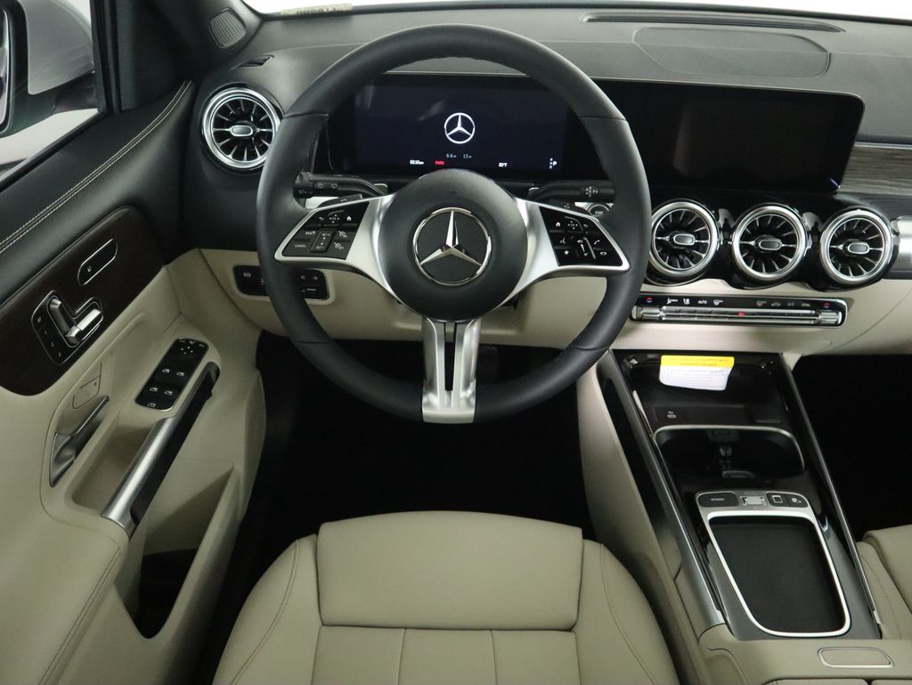 Thumbnail: 2026 Mercedes-Benz GLB - 11