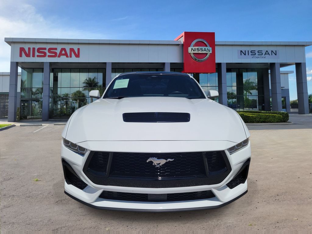2024 Oxford White Ford Mustang GT RWD Coupe