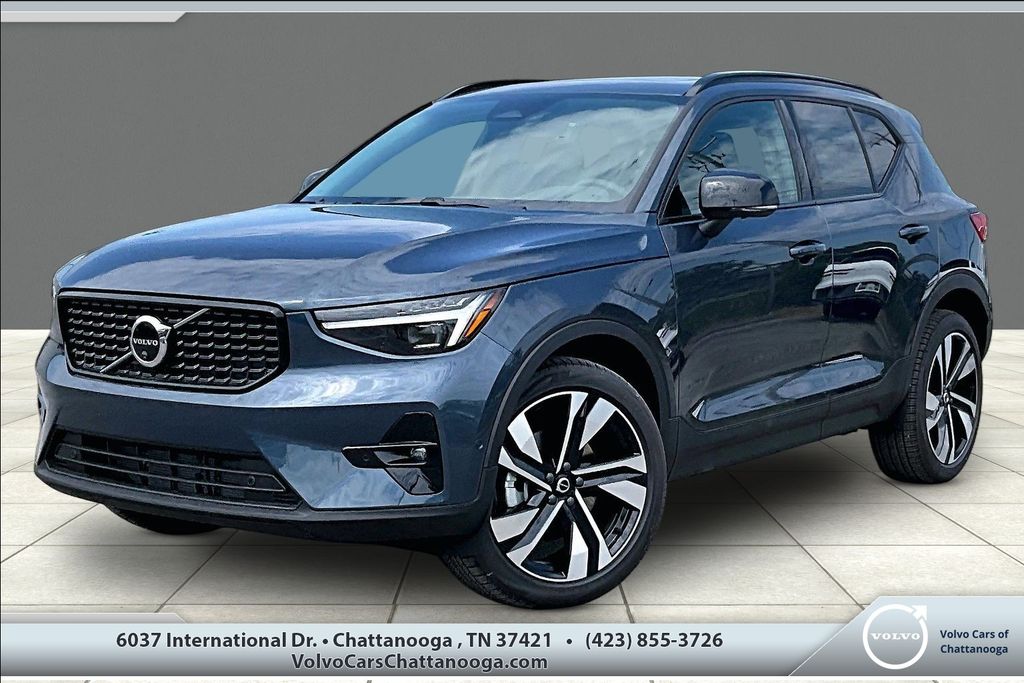 2026 Volvo XC40
