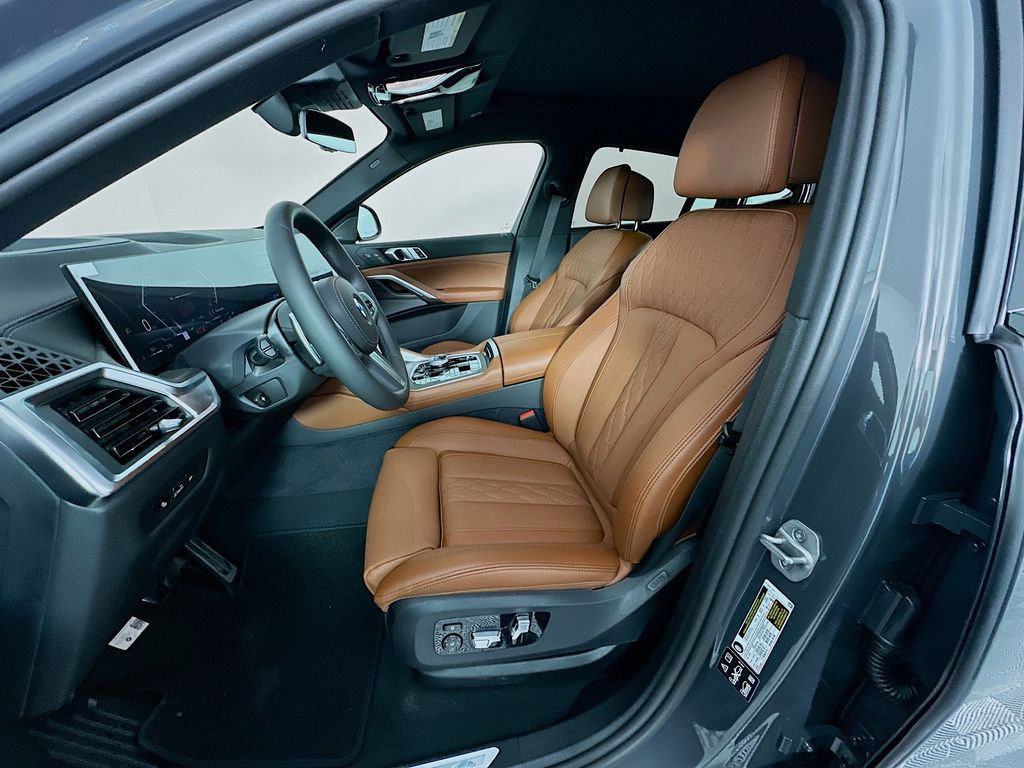 Thumbnail: 2026 BMW X6 - 16