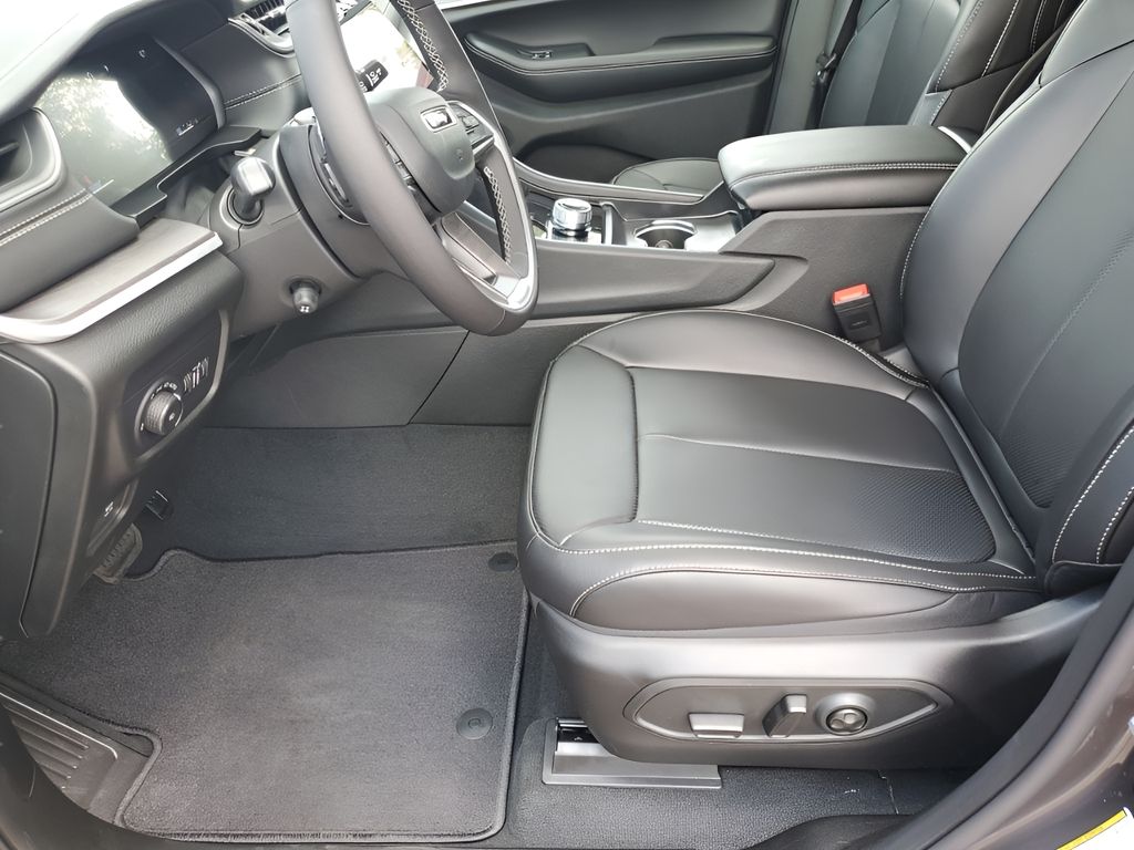 New Car 2025 Jeep Grand Cherokee L  Limited For Sale Under $50,000 In Austin, Texas