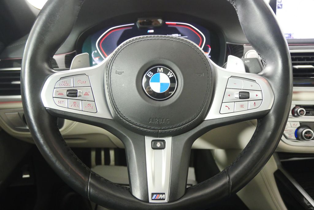 Thumbnail: 2022 BMW 7 Series - 20