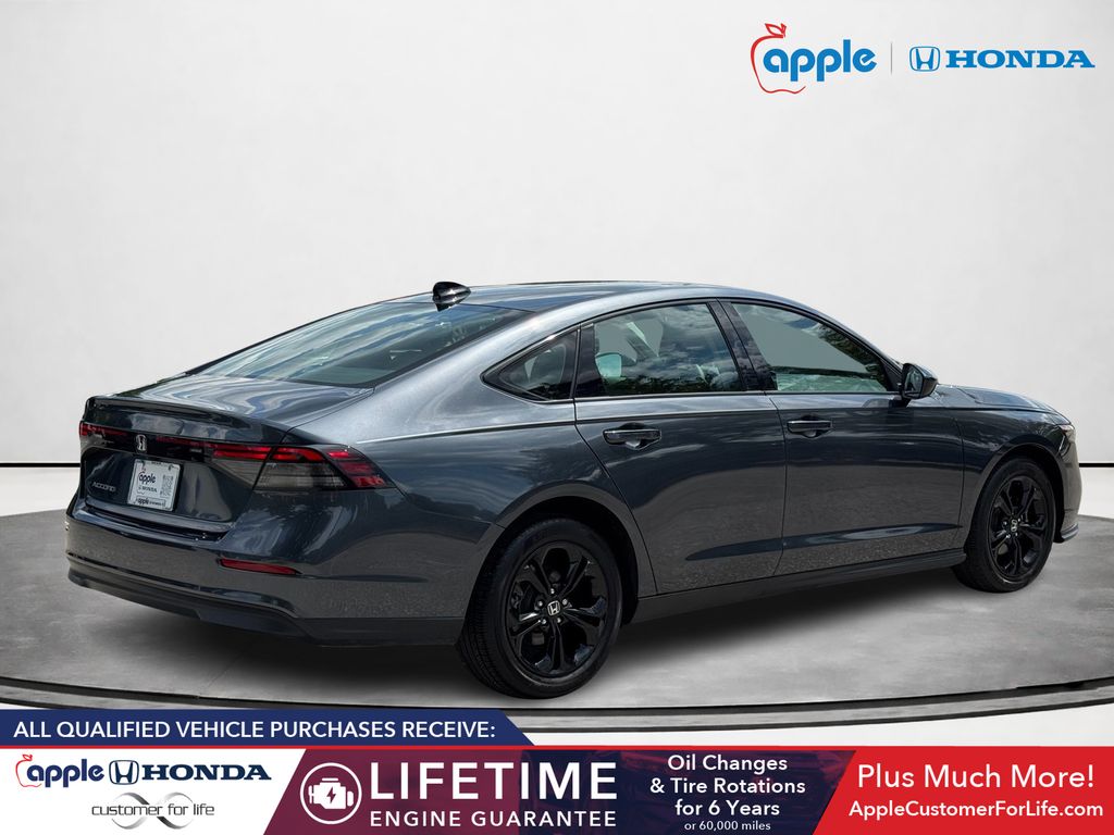 2025 Honda Accord Sedan SE