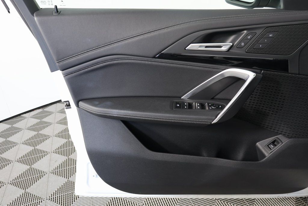 Thumbnail: 2023 BMW X1 - 12
