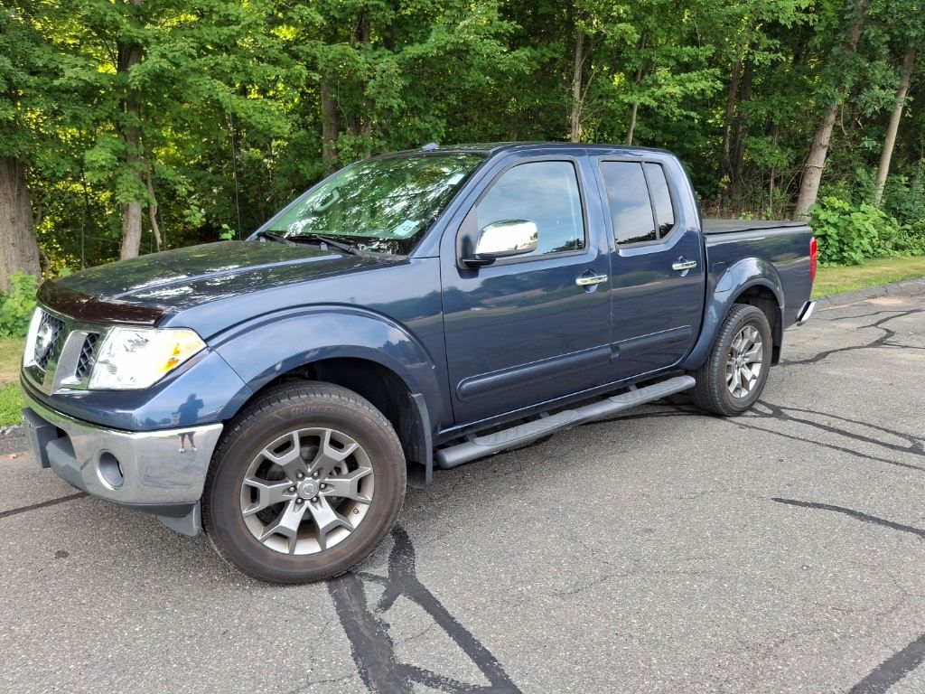 Arctic Blue 2016 Nissan Frontier Pickup Truck Four-Wheel Drive 5-Speed Automatic Overdrive