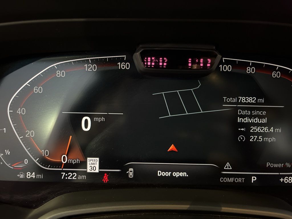 Thumbnail: 2022 BMW X7 - 24